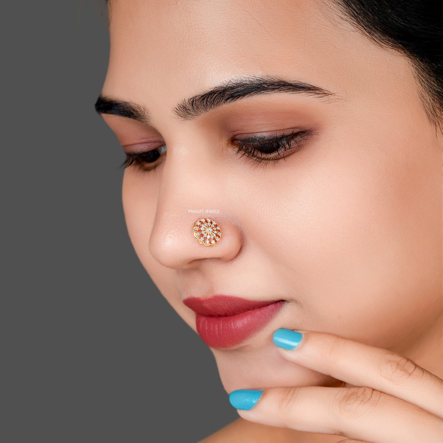 Teeny Tiny Round Brilliant Cut Diamond Stud 18k 9.1MM Medium Flower Nosepin A precious Gift for The Percious One.