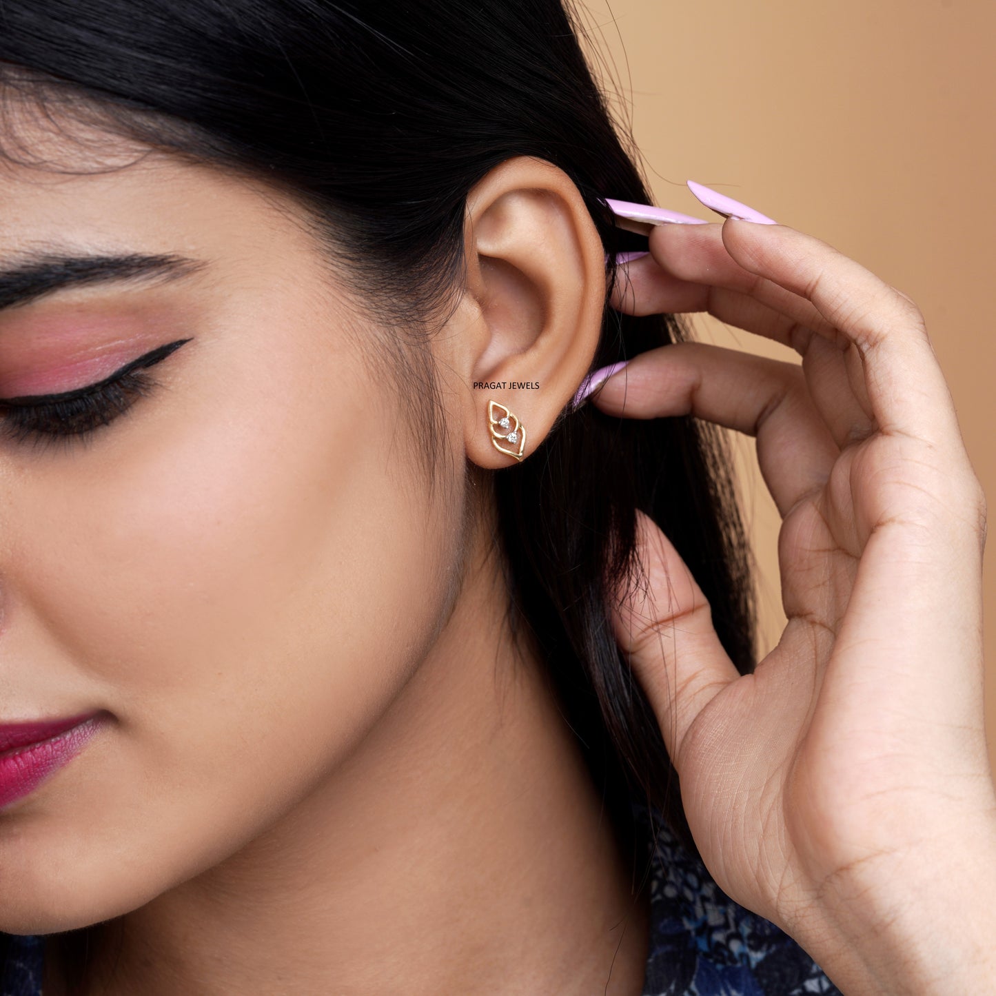 Leaf Gold Earrings With Brilliant Cut Diamond,Handcrafted With Love.