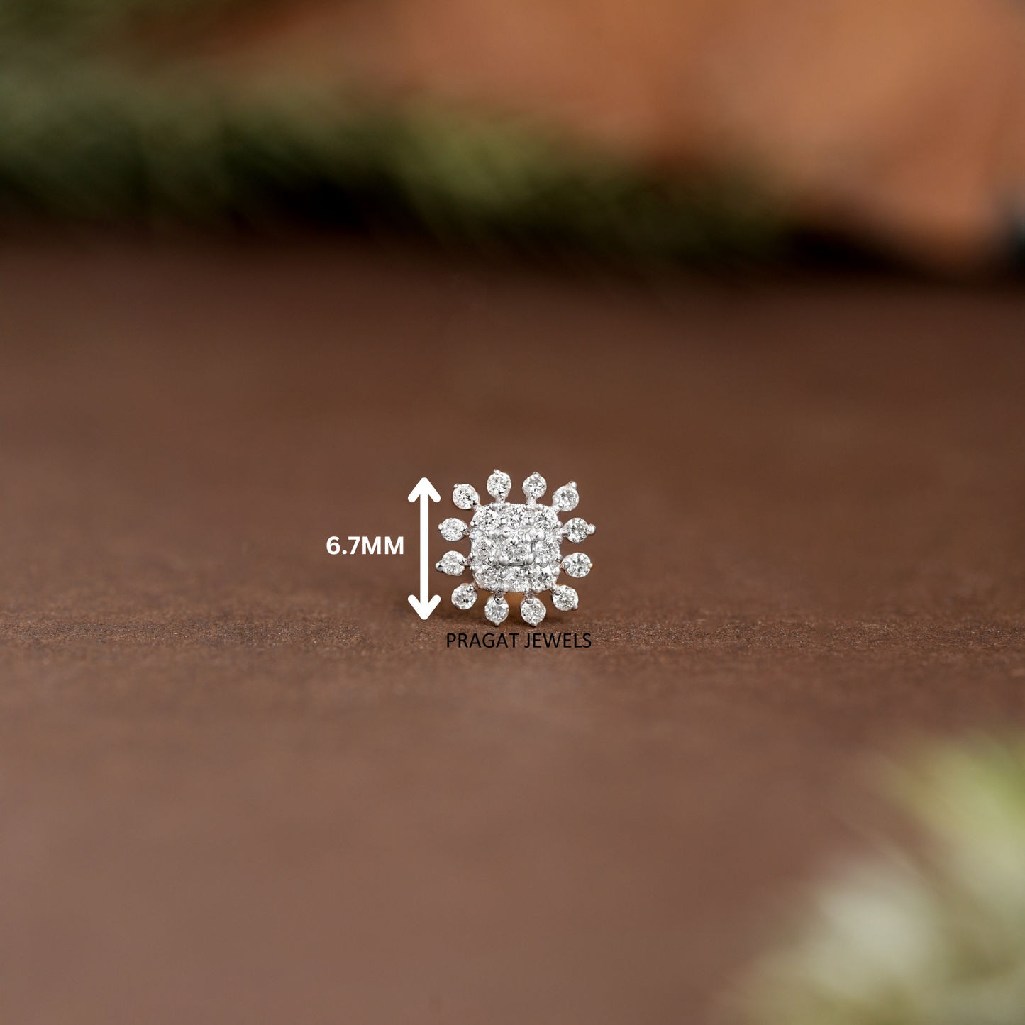 Natural Diamond Flower Stud for Nose Tragus Lobe Conch, 18K Gold Diamond Cluster nosepin