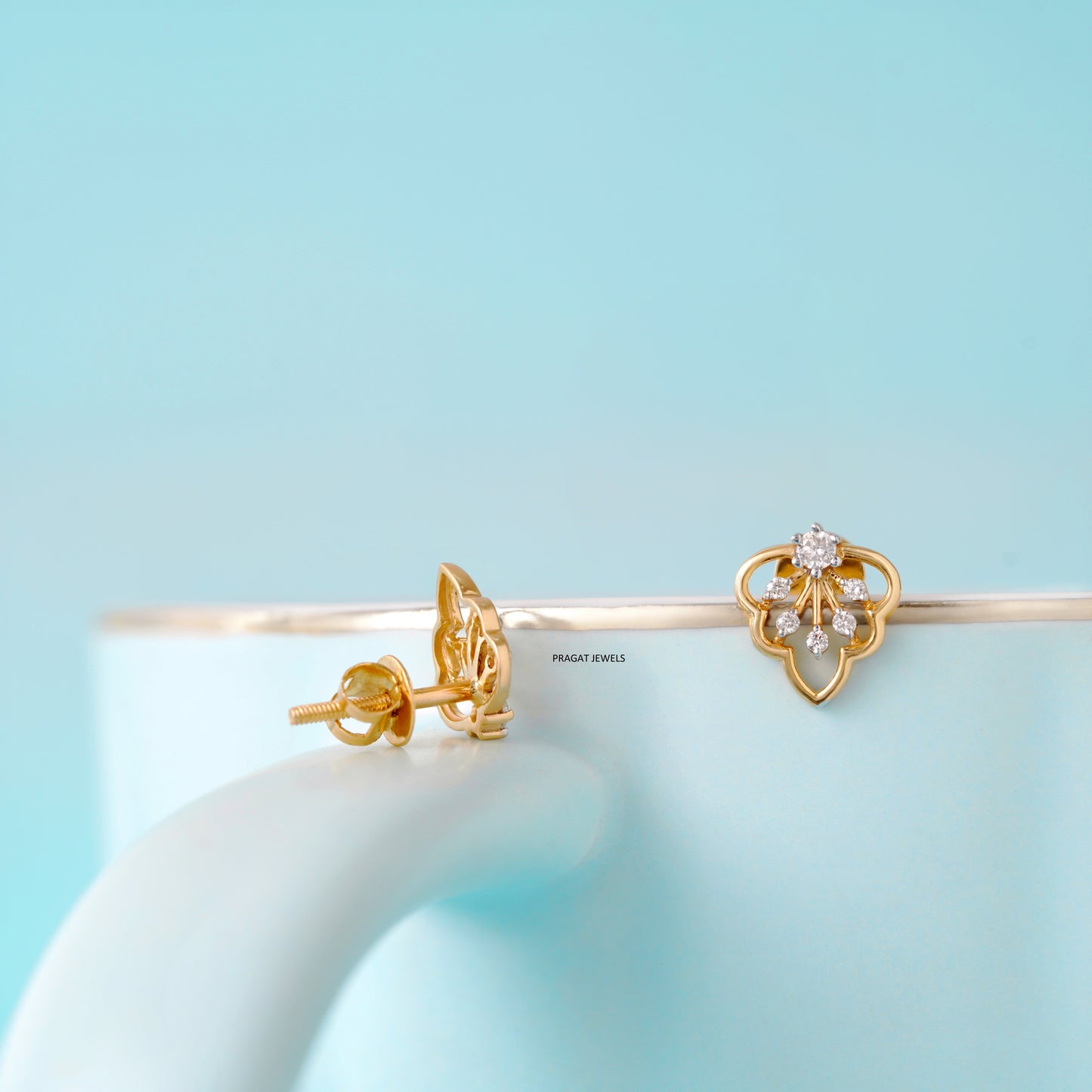 Lucky Clover 14 Kt Gold and Diamond Stud Earrings