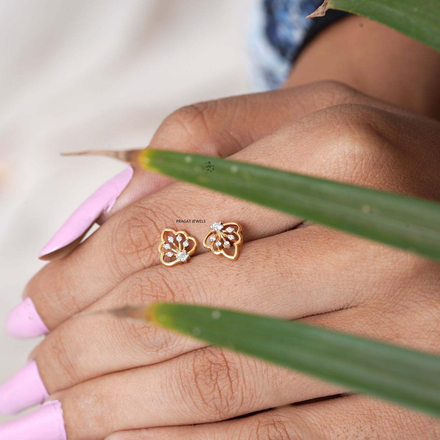 Lucky Clover 14 Kt Gold and Diamond Stud Earrings