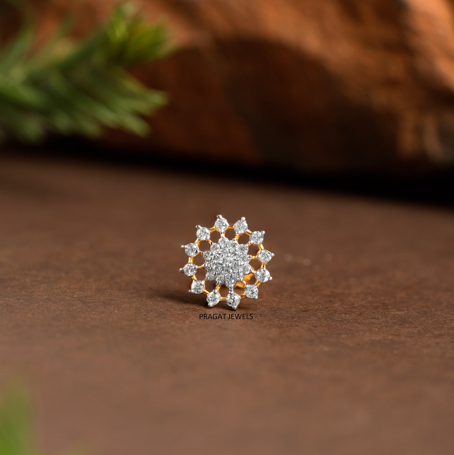 18K Gold Tiny Flower Nosepin Solitaire Yellow gold Nosepin Jewelry