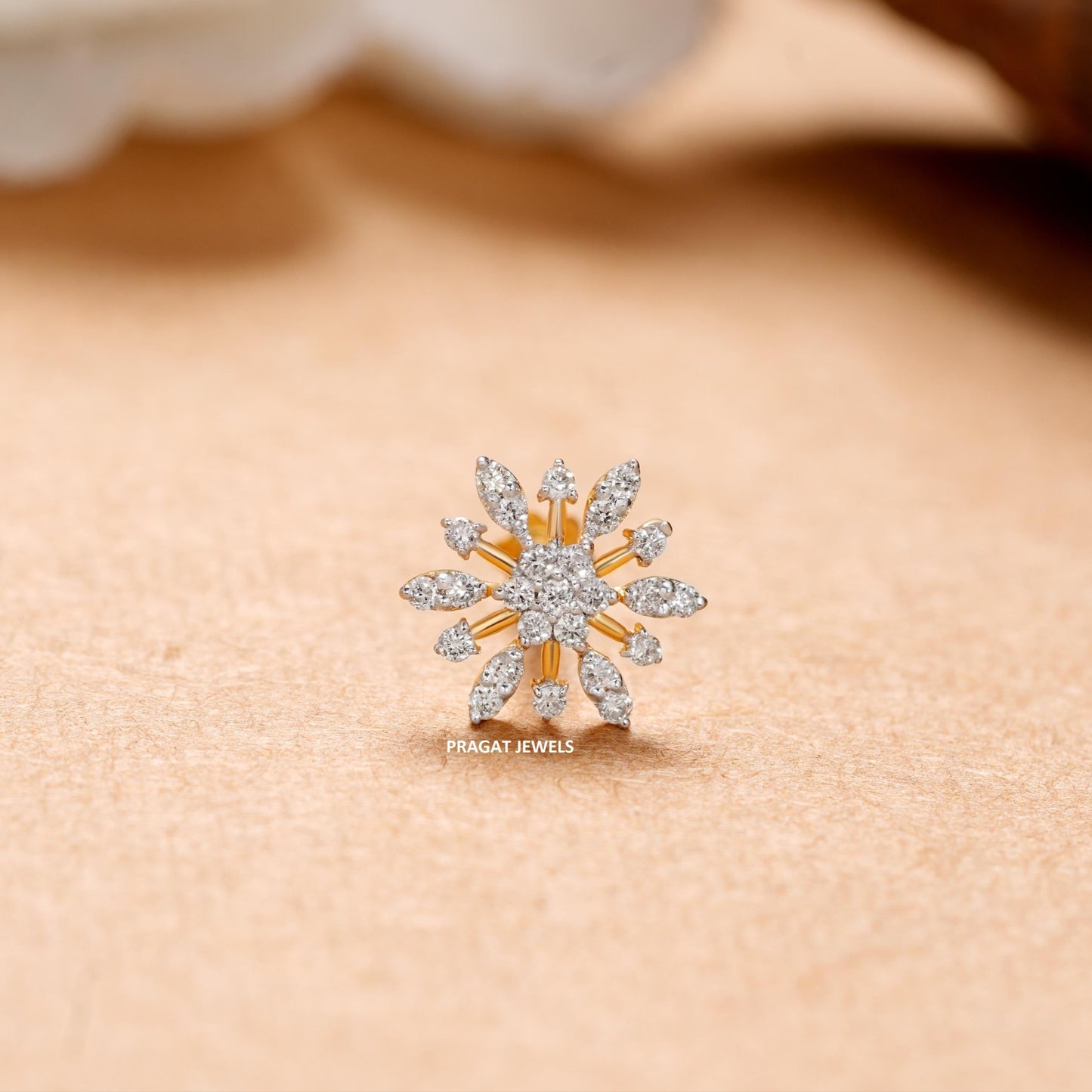 Traditional Nakfool Diamond Nosepin Solitaire Yellow Gold Brillant Cut Diamond Hand crafted with love