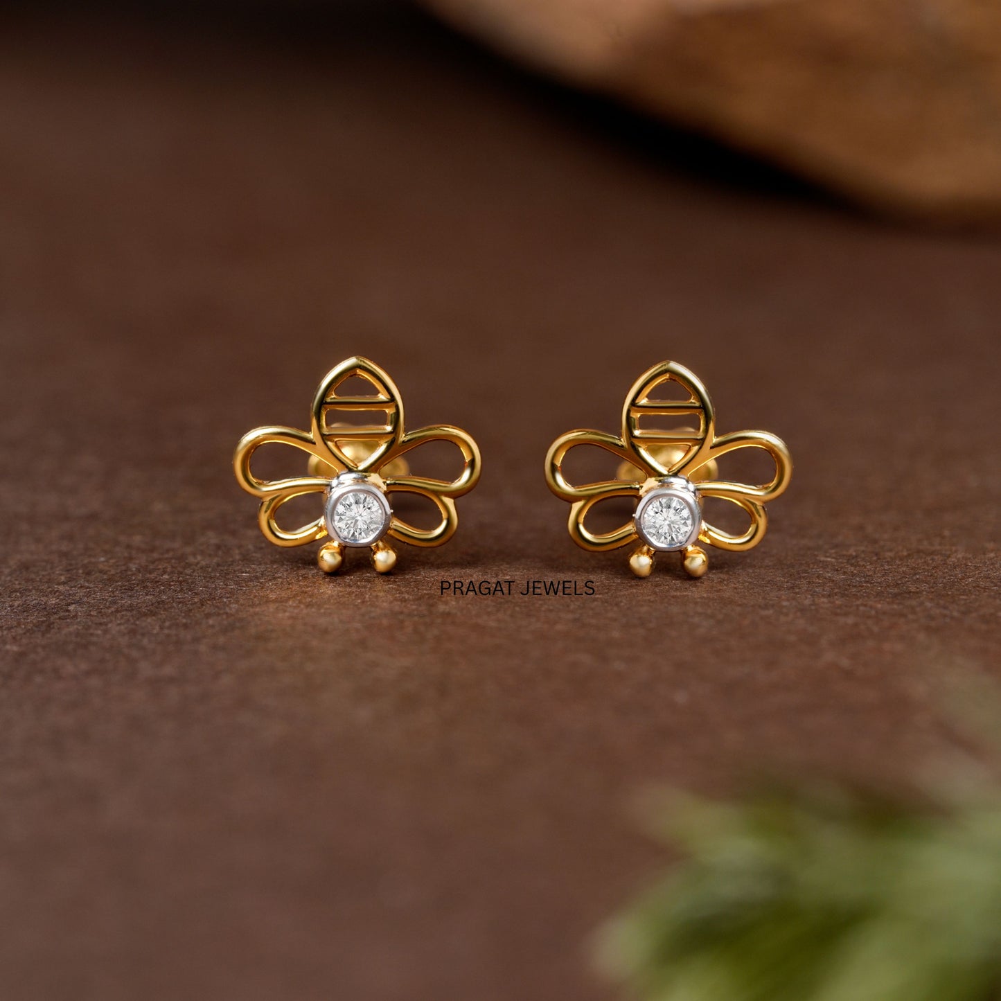 Honey Bee Earrings EARRING for women gold 18kt ,Handcrafted With Love.NP1256