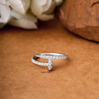 Diamond cluster ring whine Gold Yellow Gold Brillant Cut Diamond Stud Ladies Engagement Ring, Hand crafted with love