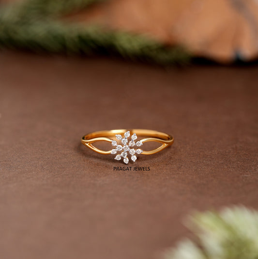 "14K Gold Floral Diamond Ring • Delicate Snowflake Cluster Ring • Dainty Gold Ring for Women • Gift for Her •  Fine Jewelry"