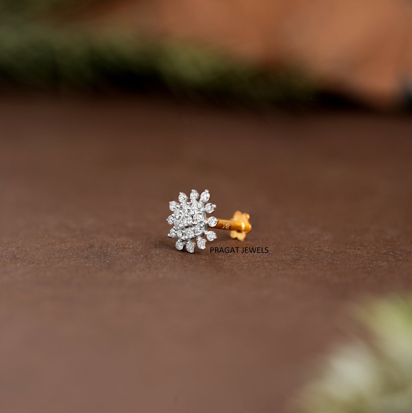 Natural Diamond Flower Stud for Nose Tragus Lobe Conch, 18K Gold Diamond Cluster nosepin